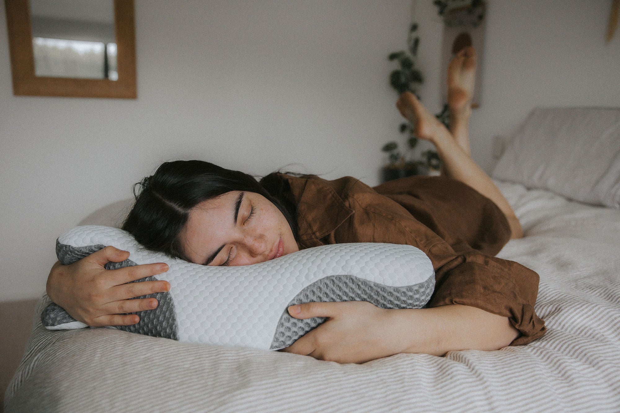 Cloud Grey Posture Pillow