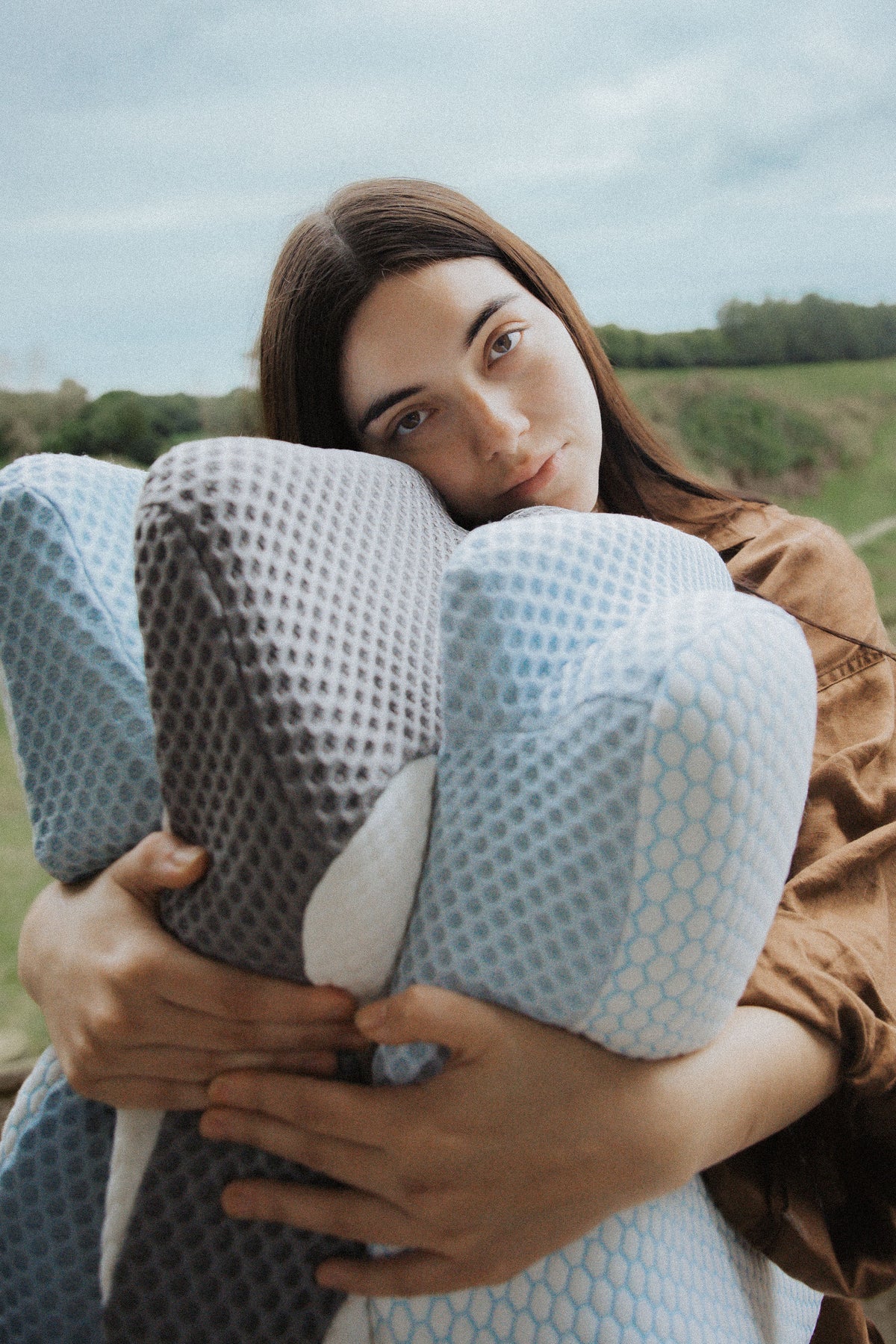 Dream Sleep orthopaedic contour pillow, the expert-recommended solution for restoring spinal health and eliminating cervical neck pain through ergonomic design.